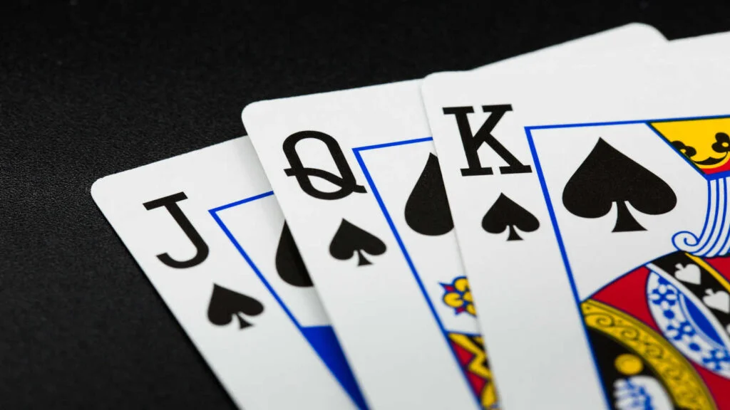 What is muck in poker